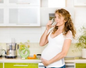 Фото на тему «Чому вагітним не можна газовані напої?»