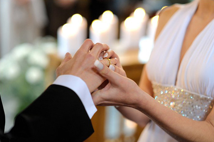 Фото на тему «Почему нельзя выходить замуж в високосный год?»